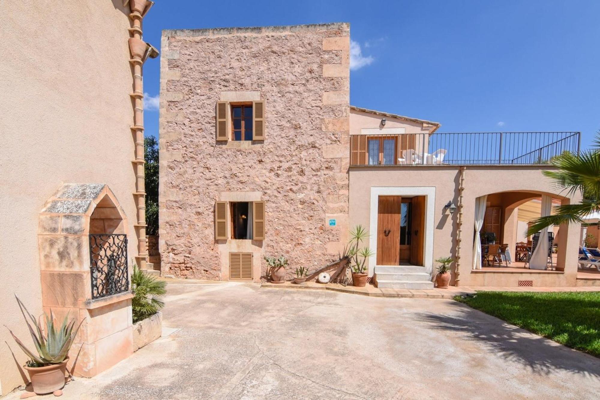 Rústica Con Piscina Cas Padrins De Campos * Campos (Mallorca)