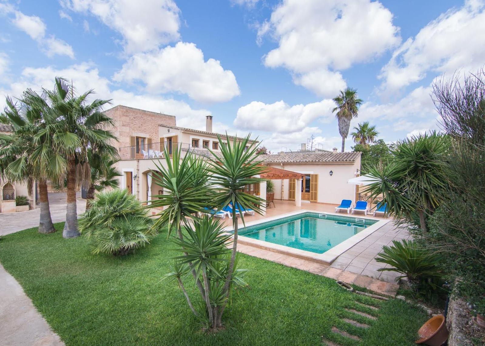 Villa Rústica Con Piscina Cas Padrins De Campos *